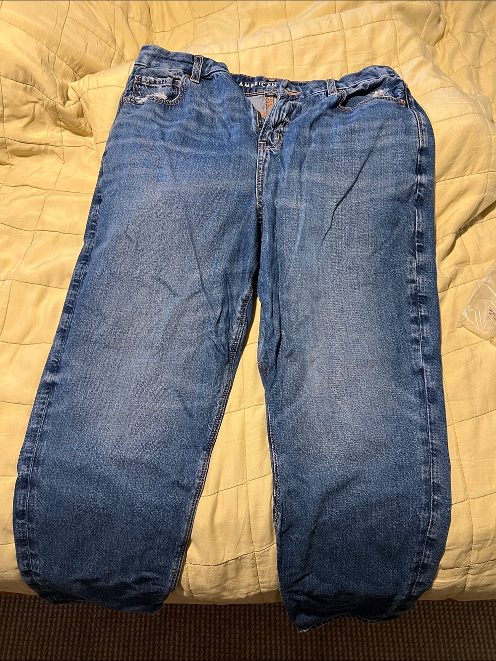 American Eagle Mom Jeans Womens 16 Blue High Rise Distressed Curvy Strigid